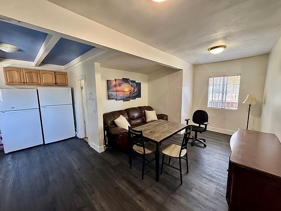 3rd image of 948 Camino Del Sur #101