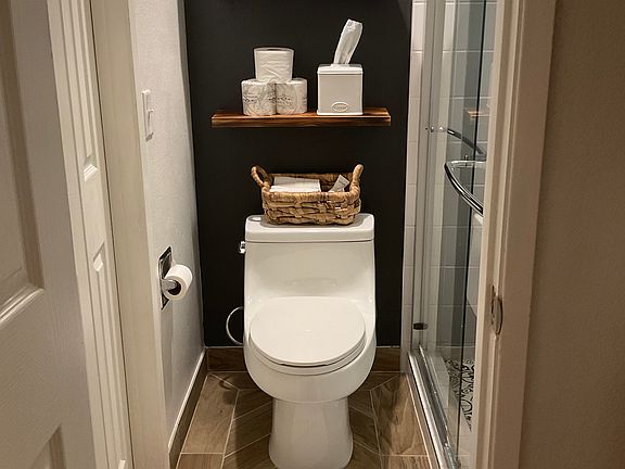 5th image of 5300 E Waverly Dr APT 4108
