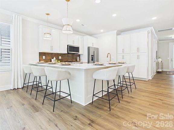 4th image of 2645 Ravencroft Dr #2C