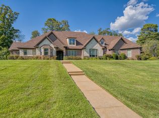 3223 Stadium Dr, Longview, TX 75605