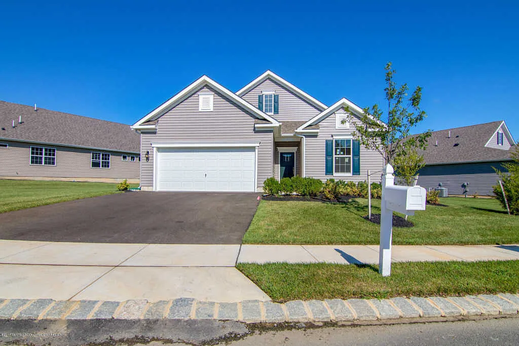6 Raccoon Ln photo 1