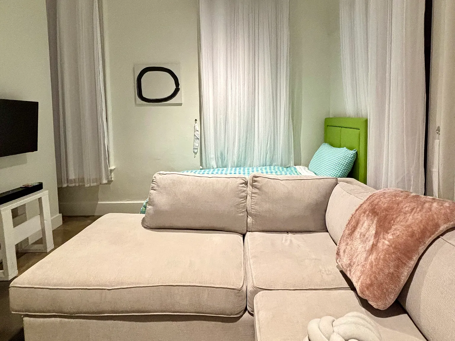 2 bed, 942 sqft, $1,750 — Photo 4