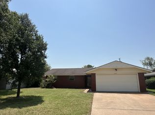 2315 Seminole St, Enid, OK 73703
