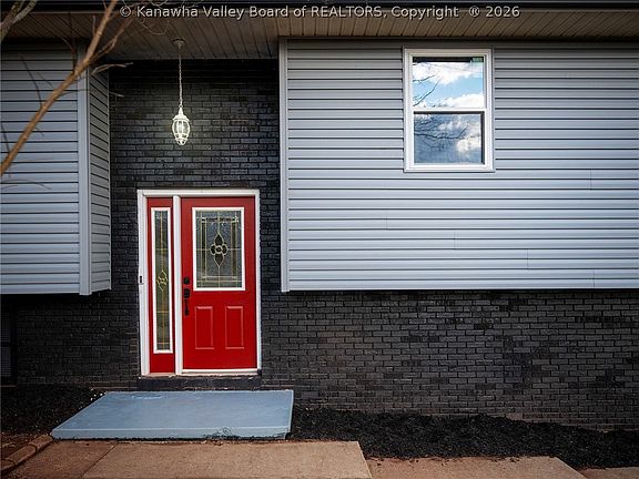 3rd image of 5302 Linda Vista Dr