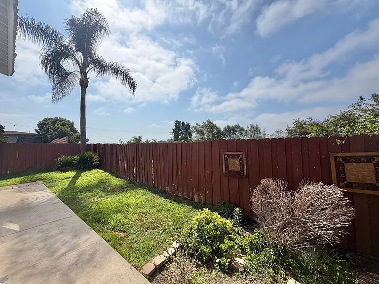 1413 Janis Lynn Ln — Photo 16