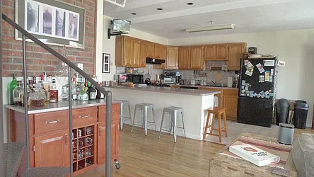 Rented by Level Group