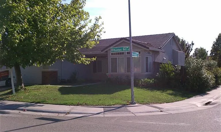 8550 Mountain Bell Dr photo 1