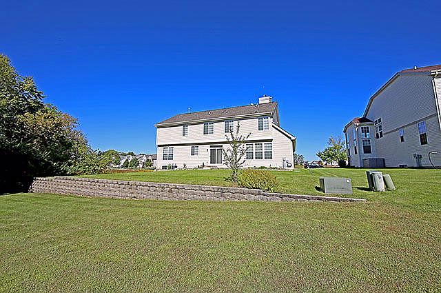 2nd image of 252 Hemlock Ln