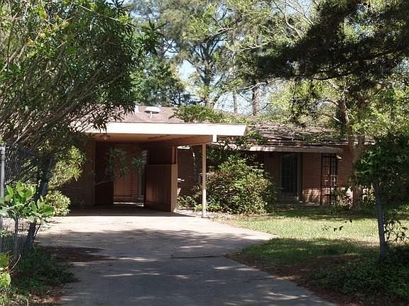 2nd image of 2130 18th St