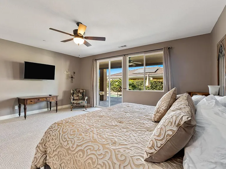 48219 Newport Bridge Pl — Photo 28