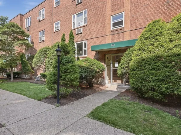 49 Colborne Rd APT B1, Brighton, MA 02135