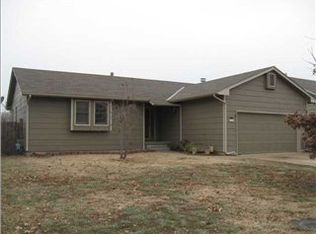 1209 N Plaza Lane Ct, Mulvane, KS 67110