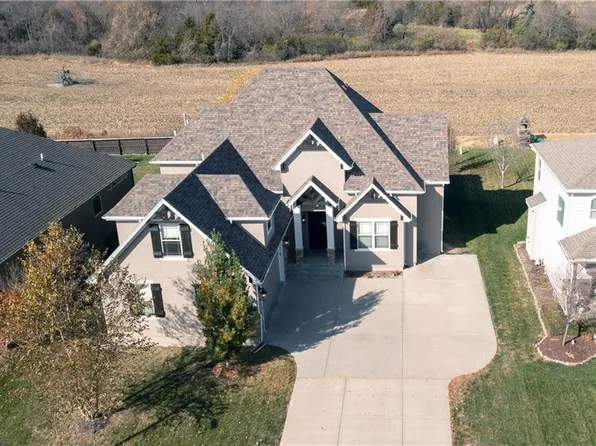 16454 Agnes St, Gardner, KS 66030