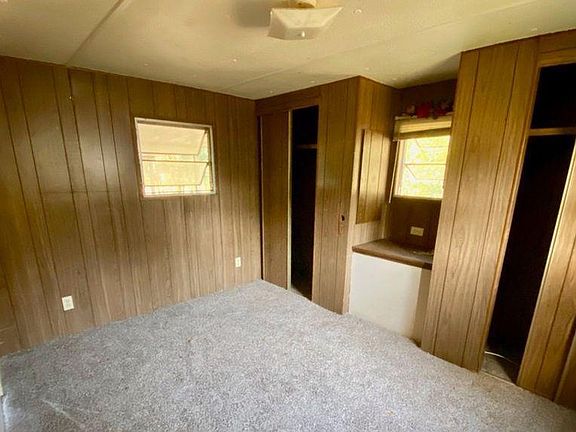 Larger bedroom double closets