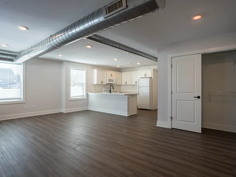 Michigan Street Apartment Homes — Photo 4