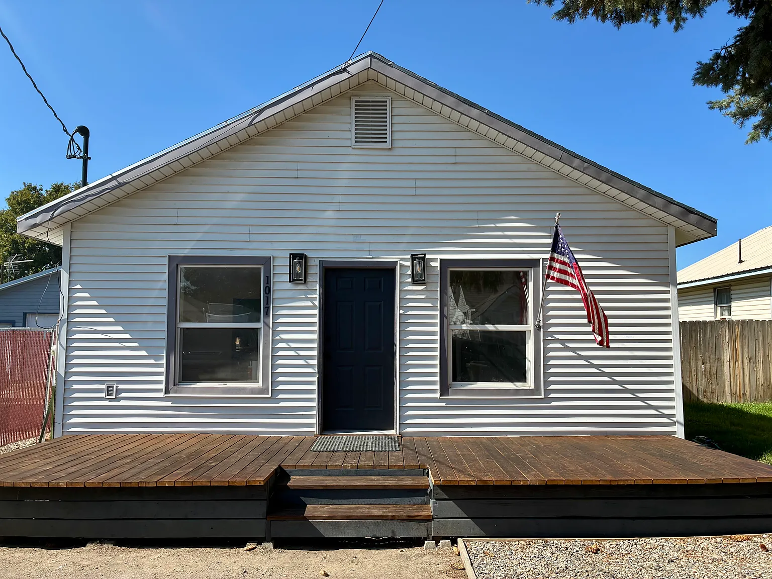 3 bed, 1080 sqft, $1,500 — Photo 1