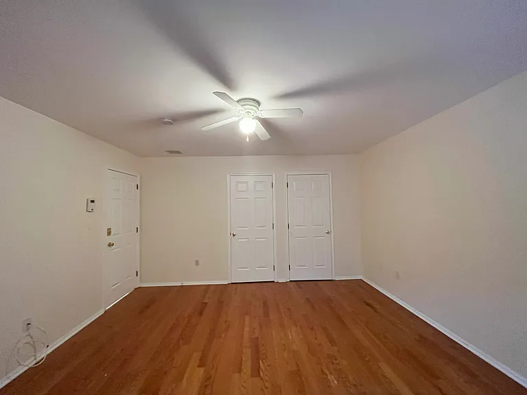 2417 Stanhope Ct — Photo 23