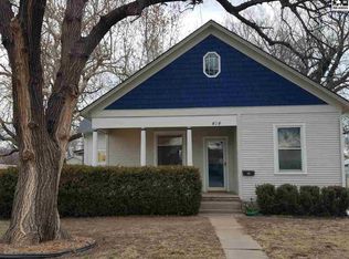 718 E Main St, Lyons, KS 67554