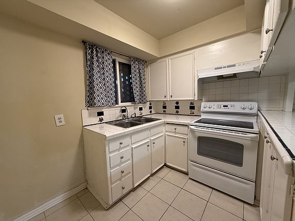 2nd image of 3000 W Illinois Ave APT 47