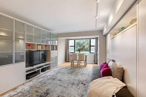 170 Tremont St #401 Photo 1