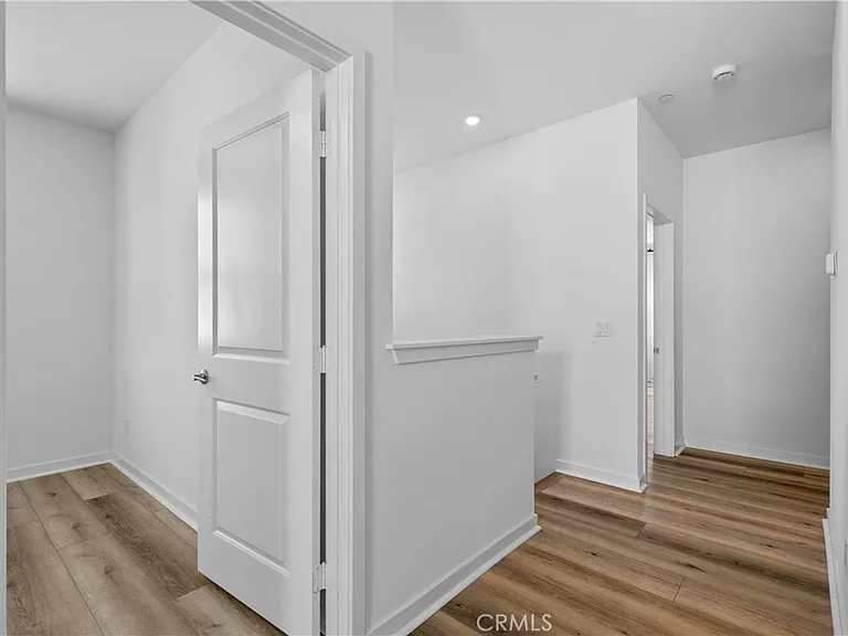 11769 Fenton Ave — Photo 15