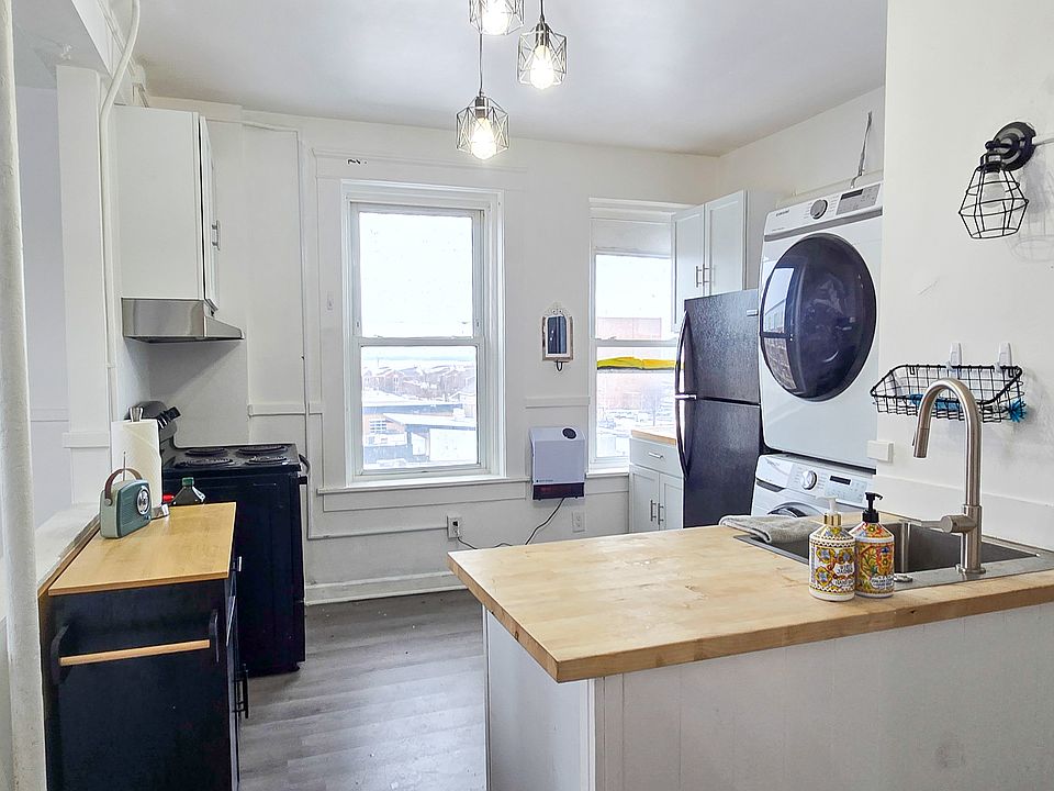 1st image of 303 E Washington St APT 7