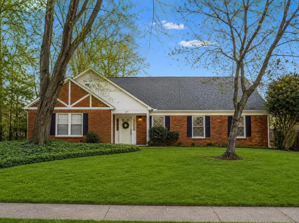 130 Greenbriar Dr, Memphis, TN 38117