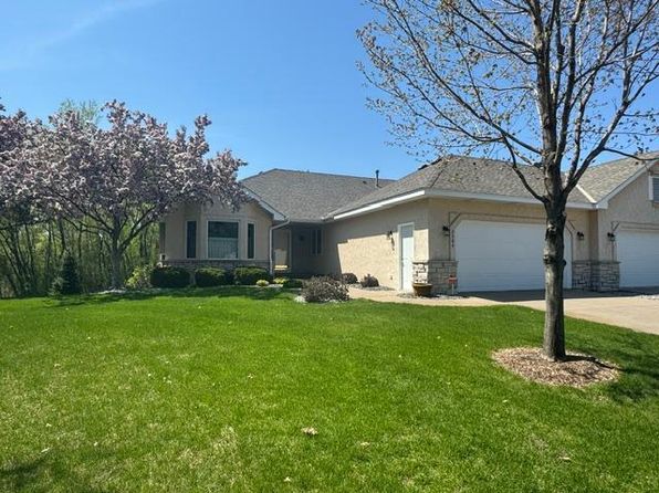 2584 Parkview Ct, White Bear Township, MN 55110