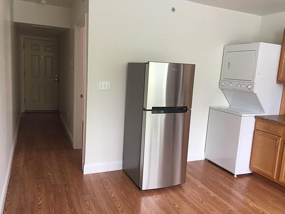 3rd image of 149 N 21st St #3RR