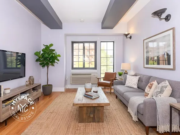 180 Lenox Road image 1 of 12