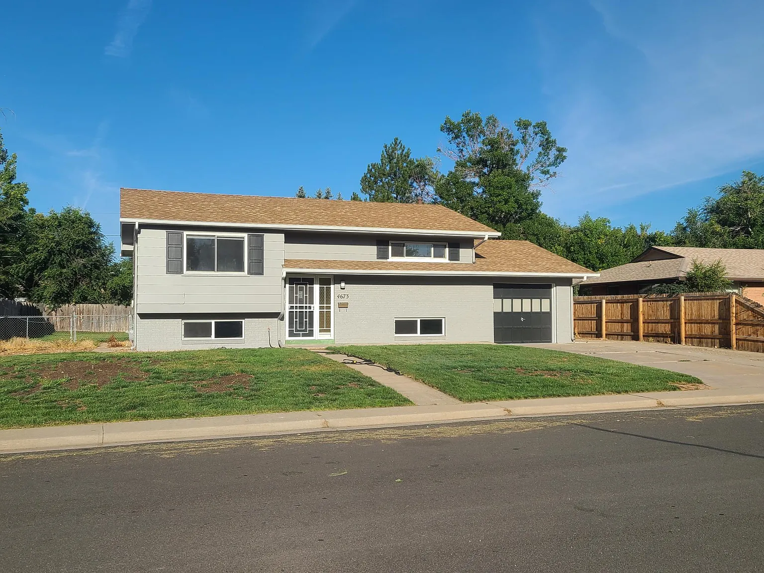 4673 Everett Ct — Photo 4