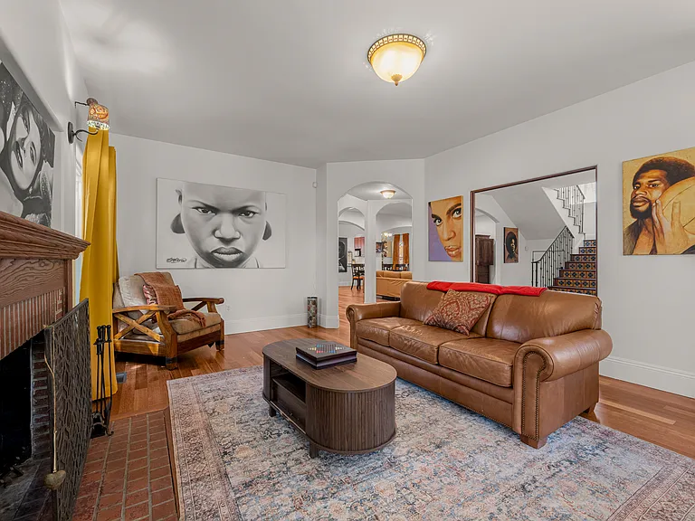 8302 S Sepulveda Blvd — Photo 79