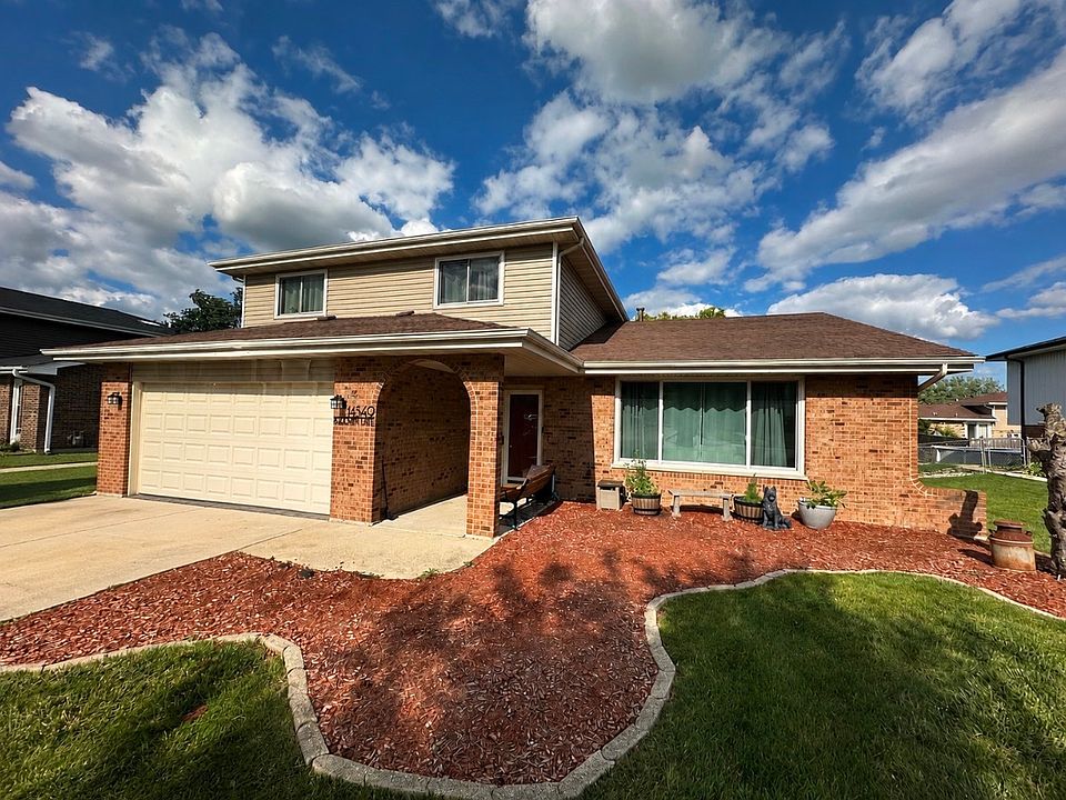 1st image of 14549 S Pheasant Ln