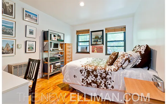 Sold by Douglas Elliman | media 15