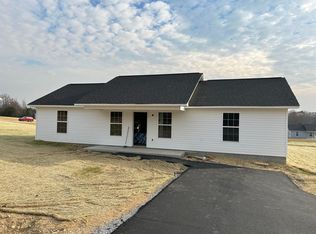 410 Southern Oak Dr, New Market, TN 37820