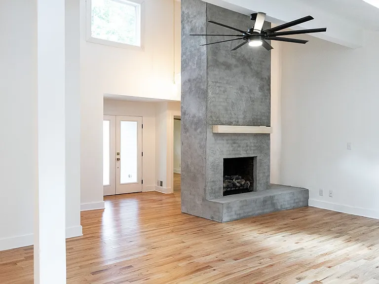 1 Woodbridge Way — Photo 5
