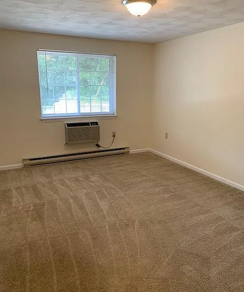3459 Post Rd #1 — Photo 5
