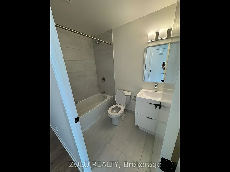 33 Erie Ave #1608 — Photo 9