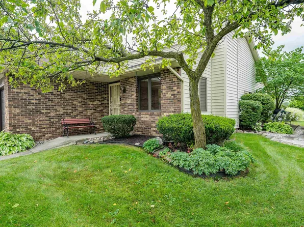 4836 Woodmark Dr, Fort Wayne, IN 46815