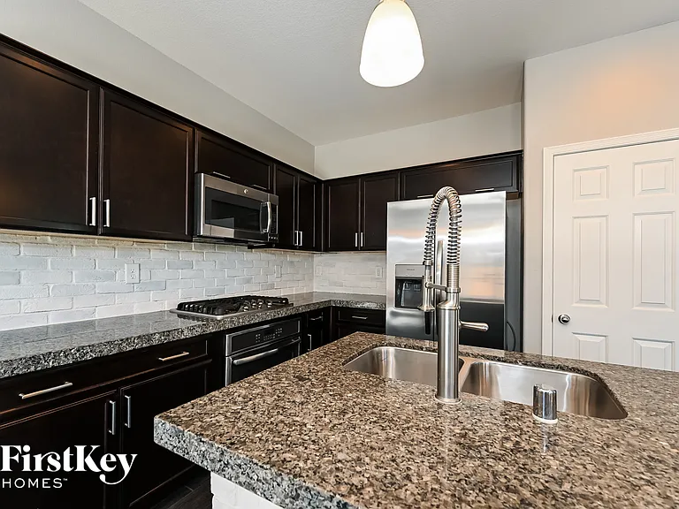 10448 Camp Rock Ct — Photo 4