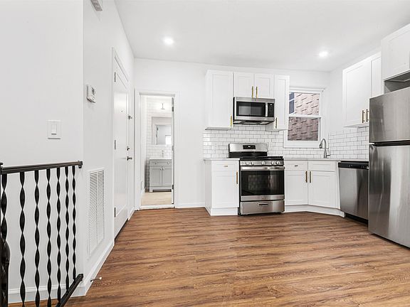 2nd image of 33 Stagg St APT 1