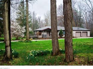 7609 Dines Rd, Novelty, OH 44072