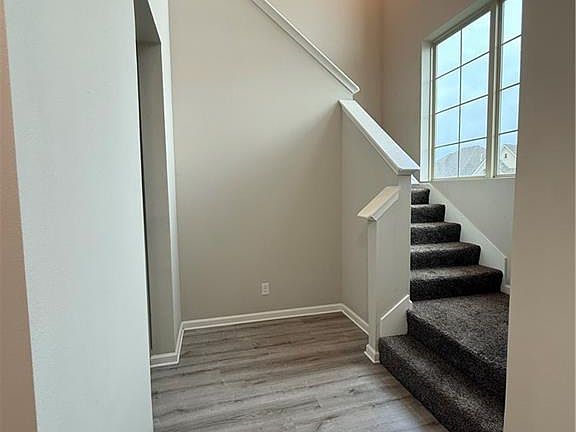 4th image of 5669 Oakworth St