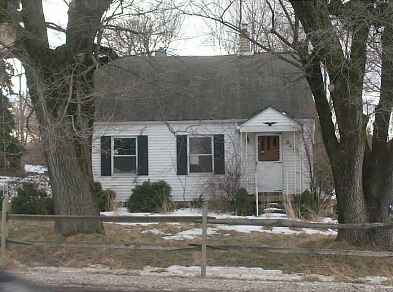 2nd image of 508 N Pike Rd