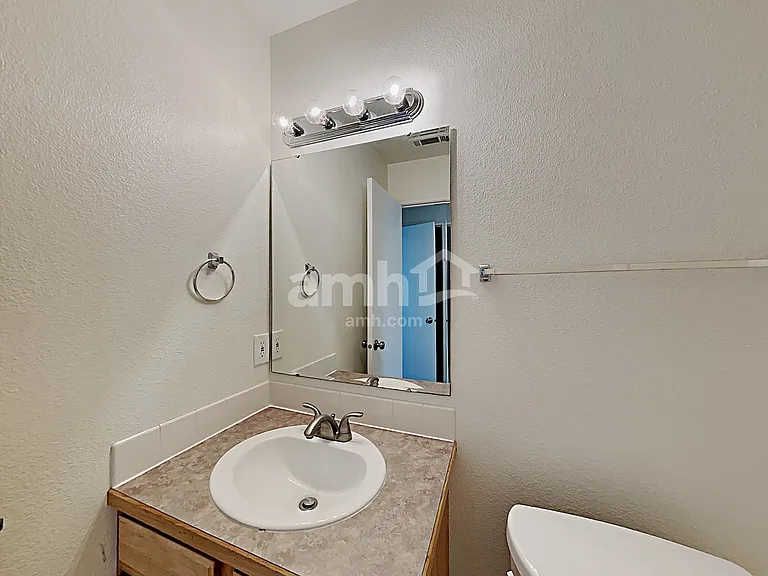 16557 Alegre Way — Photo 12