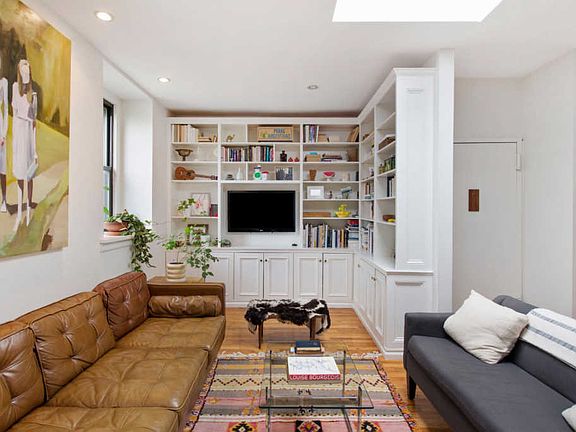 2nd image of 153 Lafayette Ave