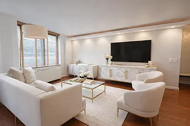 2 South End Avenue, #8I