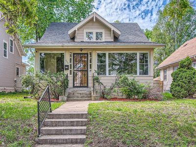 900 Charles Ave, Saint Paul, MN, 55104