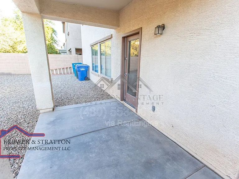5816 W Gwen St — Photo 42