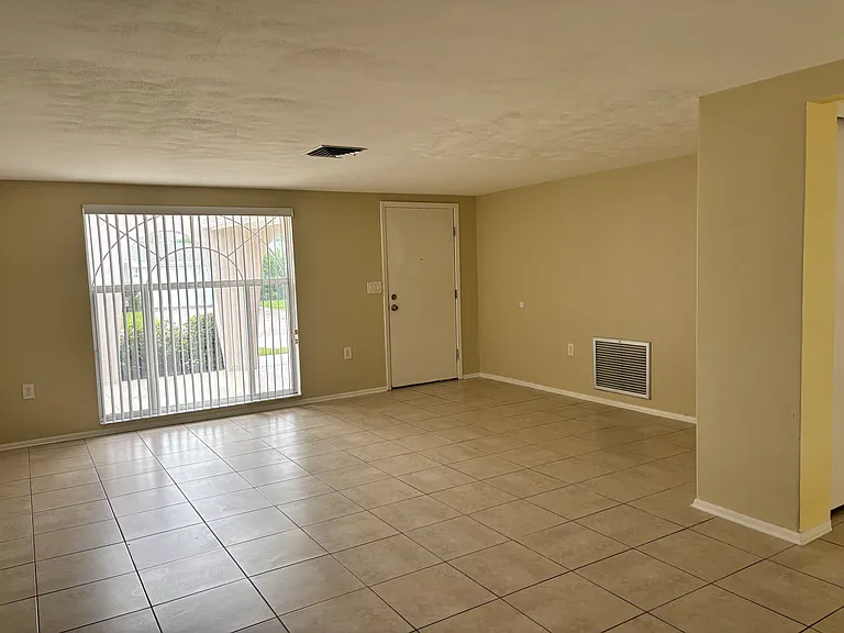5629 Saren Dr — Photo 5
